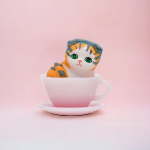 미미네아쿠아 어항 티컵 고양이 피규어-핑크컵 오렌지냥